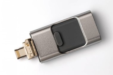 iPhone 'dan bilgisayara veri aktarma aygıtı