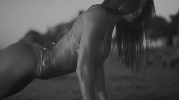 Aesthetics Healthy Fit Female Body Swimsuit Beach Motivation Posing Sport — Stockvideo