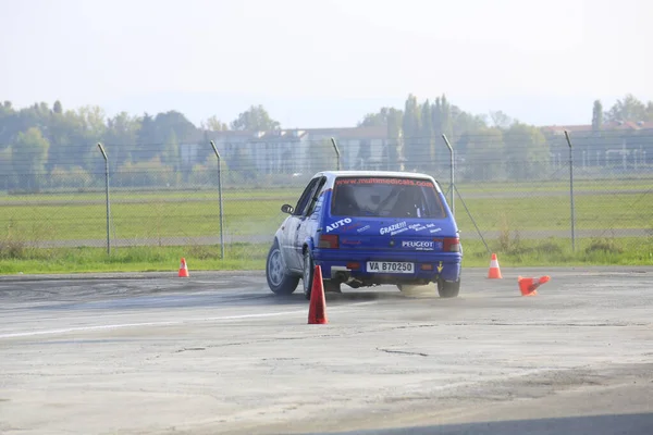 Campovolo Reggio Emilia Italia 2012 Histórico Coche Carreras Evento Gratuito —  Fotos de Stock