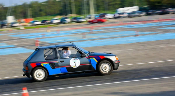 Campovolo Reggio Emilia Italien 2012 Historisches Rennauto Kostenlose Veranstaltung Peugeot — Stockfoto