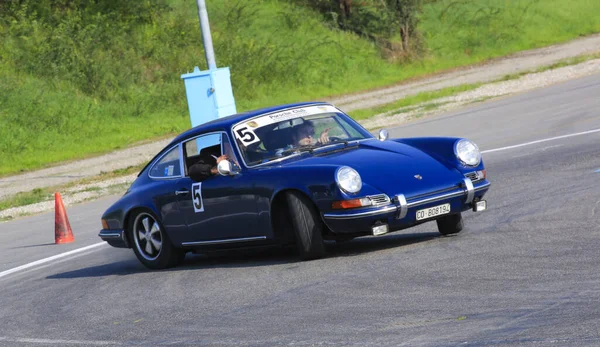 Campovolo Reggio Emilia Italie 2012 Voiture Course Historique Événement Gratuit — Photo