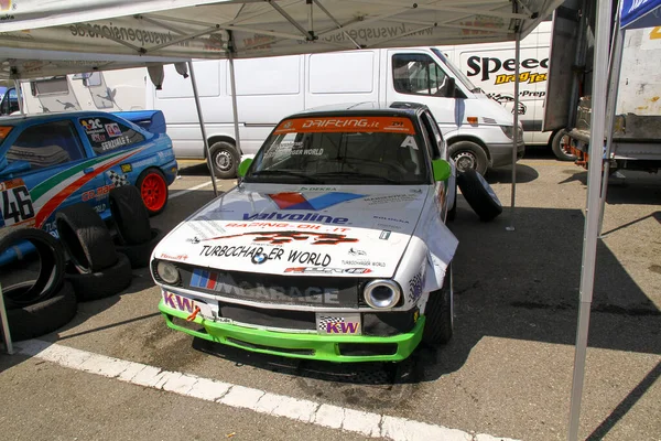Rimini Italia 04 02 2011: Rimini Akort Otomobiller eski BMW drift araba etkinliği, yüksek kaliteli fotoğraf