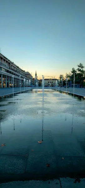 Reggio Emilia Victory Square Front Theater Valleys Tricolor Luminous Fountain — Stock Photo, Image