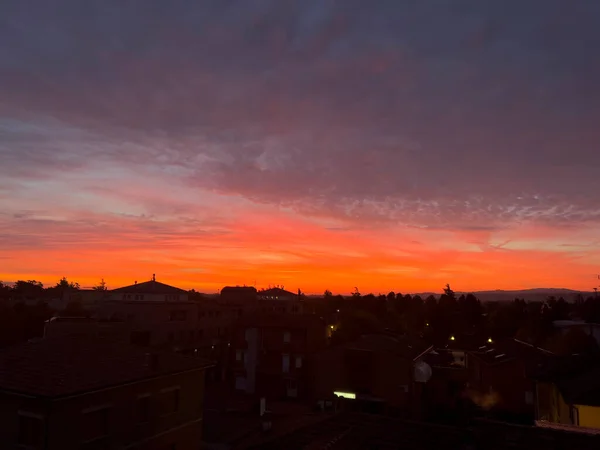 Bibbiano Reggio Emilia Belo Nascer Sol Panorâmico Sobre Cidade — Fotografia de Stock