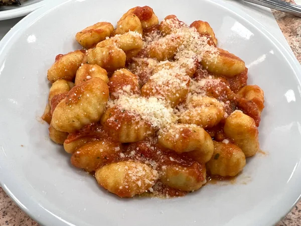 Gnocchi Patate Con Salsa Pomodoro Foto Alta Qualità — Foto Stock