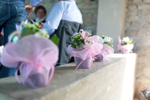 Dekorationen Und Blumen Für Die Taufe Für Den Empfang Hochwertiges — Stockfoto