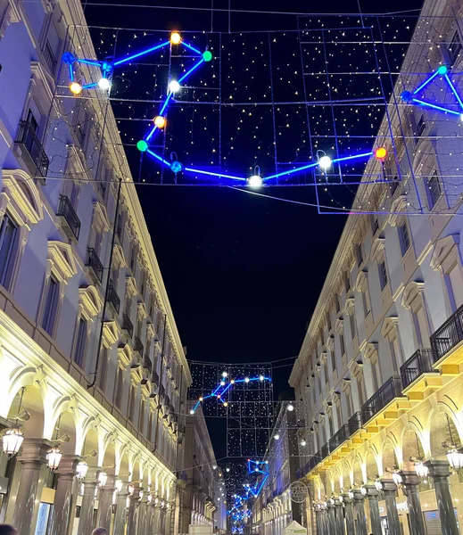 Éclairage Noël Turin Sur Thème Des Constellations Dans Rue Principale — Photo