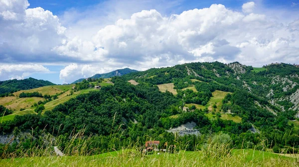 Verdes Colinas Los Apeninos Reggio Cerca Del Monte Ventasso Provincia — Foto de Stock