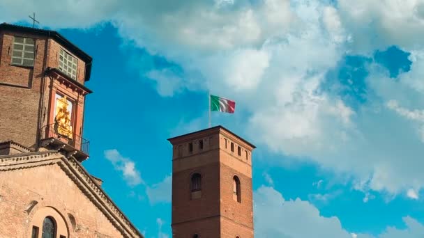 Piazza San Prospero Reggio Emilia Tricolor Flag Flying Bell Tower — Video Stock