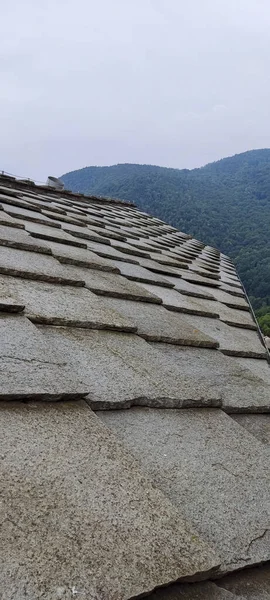 Traditionelles Dach Der Alpi Piode Beole Aus Gneisfelsen Hochwertiges Foto — Stockfoto