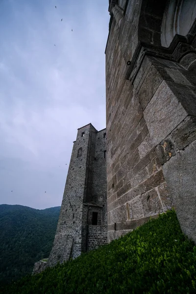 Sacra San Michele Turin View Cliff Walls High Quality Photo — Stockfoto