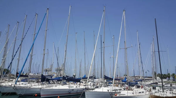 Port Łodzi Palermo Cumowaniu Słoneczny Dzień Wysokiej Jakości Zdjęcie — Zdjęcie stockowe