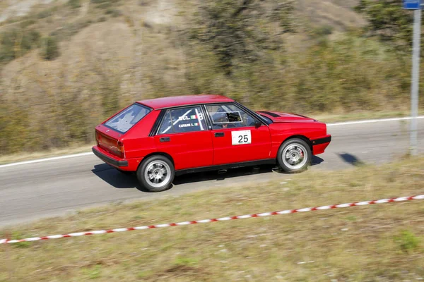 Реджо Эмилия Италия 2016 Rally Reggio Apennines Free Event Lancia — стоковое фото