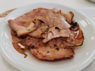 Izgarada pişmiş domuz rostosu. Yüksek kalite fotoğraf