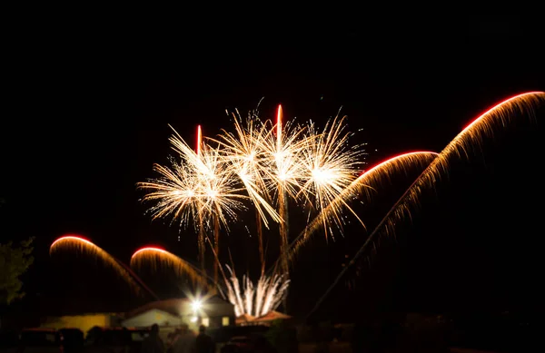 Bellissimi Fuochi Artificio Nel Cielo Nero Foto Alta Qualità — Foto Stock