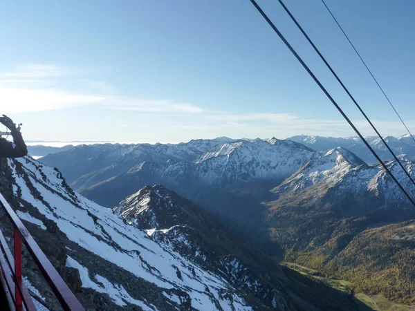 Val Senales Panorama Met Kabelbaankabels Hoge Kwaliteit Foto — Stockfoto
