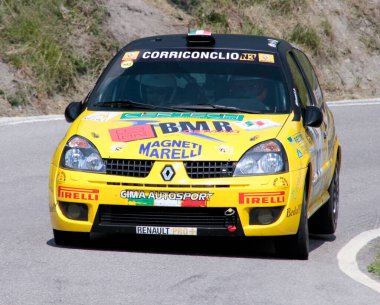 Reggio Emilia, İtalya - 2016 26 06: Reggio Apennines ücretsiz etkinliği Renault Clio Sport. Yüksek kalite fotoğraf