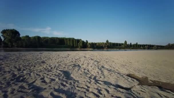 Strand Aan Rivier Boretto Reggio Emilia Bij Zonsondergang — Stockvideo