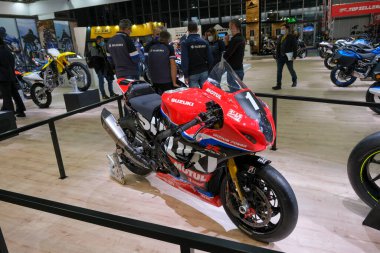 Milano, İtalya - 2021 11: Eicma Milano Bisiklet Fuarı Suzuki Gxr-r 1000 Endurace. Yüksek kalite fotoğraf