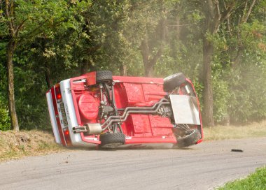 Reggio Emilia, İtalya - 2016 26 06: Reggio Apennines 'in ücretsiz etkinliği Bmw M3 Crash. Yüksek kalite fotoğraf