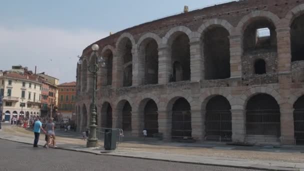 Verona Italien 2018 Arena Erbe Plaza Bei Sonnigem Tag Normalen — Stockvideo
