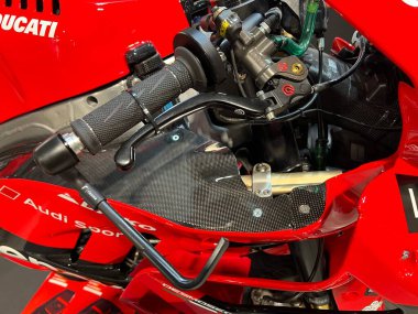 Milano, İtalya - 2021 11: Eicma Milano Bisiklet Fuarı Ducati MotoGp Bagnaia Miller pecco. Yüksek kalite fotoğraf