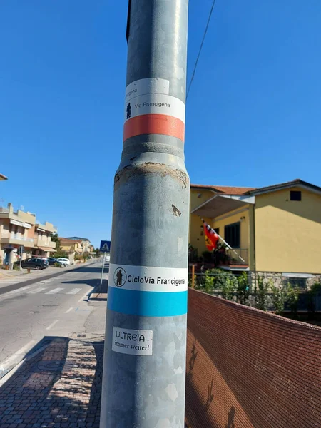 Indicação Poste Claro Francigena Construção Romana Foto Alta Qualidade — Fotografia de Stock