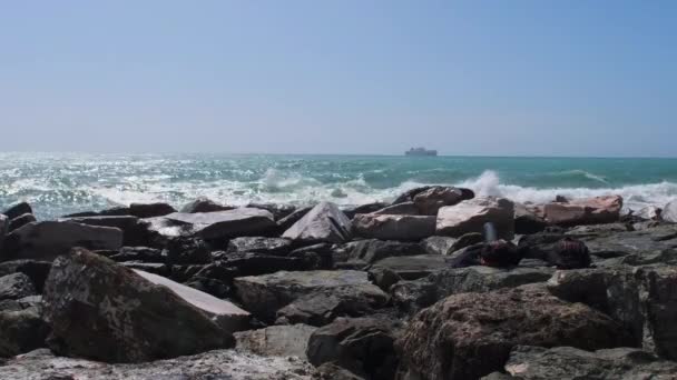 Rocks Rough Ligurian Sea Italy Boccadasse High Quality Footage — Video Stock