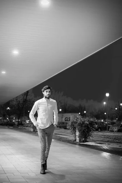 Handsome Italian Dark Haired Boy Walks Downtown Evening High Quality — Foto de Stock