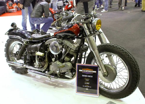 Verona, İtalya - 2018 MBE Verona Bisiklet Fuarı Bisiklet Fuarı ve Özel Araba Fuarı - özel boyalı bisiklet. Yüksek kalite fotoğraf