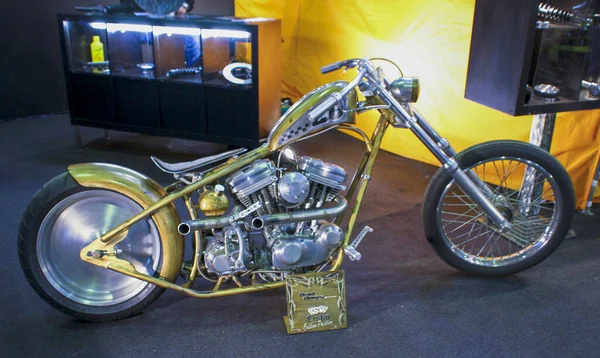 Verona, İtalya - 2018 MBE Verona Bisiklet Fuarı Bisiklet Fuarı ve Özel Araba Fuarı - özel boyalı bisiklet. Yüksek kalite fotoğraf