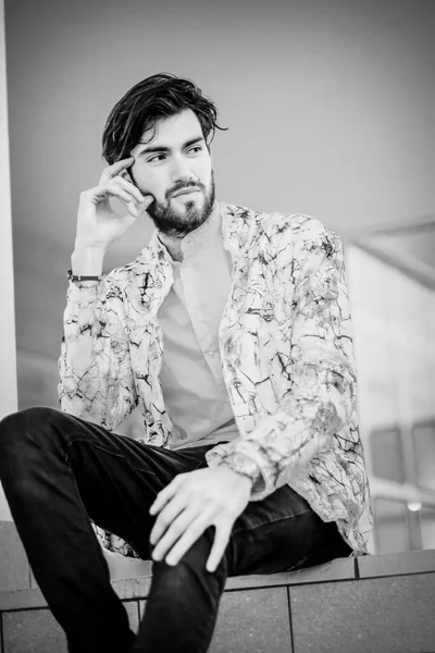 Handsome Italian Dark Haired Guy Sitting White Stairs High Quality — Foto de Stock