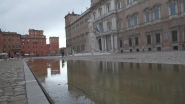 Modena İtalya Roma Plaza 'nın genel görünümü. Yüksek kalite 4k görüntü