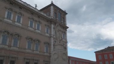 Modena İtalya Roma Plaza 'nın genel görünümü. Yüksek kalite 4k görüntü
