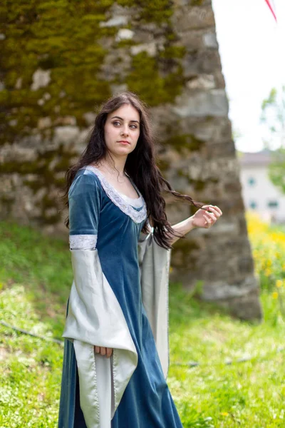 Mooi Blauw Ogen Italiaans Meisje Speelt Arwen Cosplay Van Heer — Stockfoto