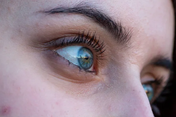 Schöne Mädchen Blauen Augen Pupille Hochwertiges Foto — Stockfoto