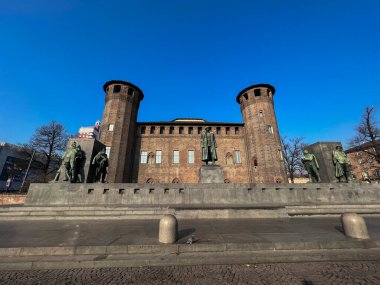 Torino 'daki Castello Plaza Mona Sarayı. Yüksek kalite fotoğraf