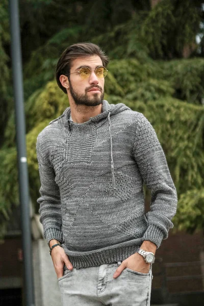 Handsome Italian Dark Haired Boy Sweatshirt Strolling High Quality Photo — Stock Photo, Image