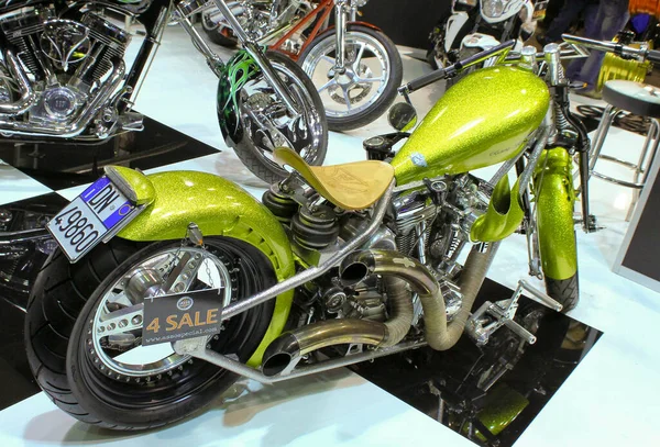 Verona, İtalya - 2018 MBE Verona Bisiklet Fuarı Bisiklet Fuarı ve Özel Araba Fuarı - özel boyalı bisiklet. Yüksek kalite fotoğraf