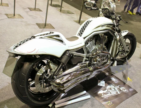 Verona, İtalya - 2018 MBE Verona Bisiklet Fuarı Bisiklet Fuarı ve Özel Araba Fuarı - özel boyalı bisiklet. Yüksek kalite fotoğraf