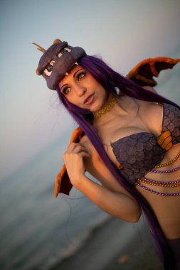 Rimini, İtalya - 2016 07: 21: Rimini Comics free cosplay event around beach and sea side Sphyro Sexy Girl. Yüksek kalite fotoğraf