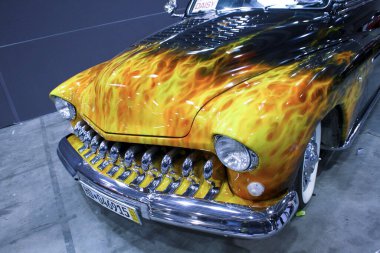 Verona, İtalya - 2018 01 16: Verona Bisiklet Fuarı Özel Sergisi ve Bisikletler kaslı araba üzerinde yangın fırçası. Yüksek kalite fotoğraf