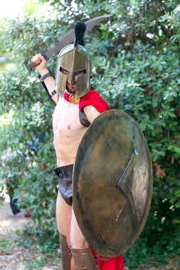 Rimini, İtalya - 2016 07: 21: Rimini Comics plaj ve kıyı şeridi kralı Leonidas etrafında ücretsiz Cosplay etkinliği. Yüksek kalite fotoğraf
