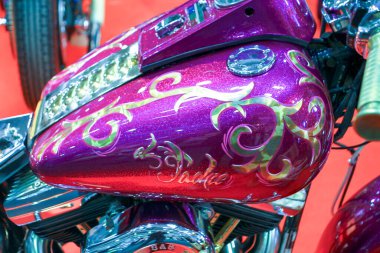 Verona, İtalya - 2018 MBE Verona Bisiklet Fuarı Bisiklet Fuarı ve Özel Araba Fuarı - özel boyalı bisiklet. Yüksek kalite fotoğraf