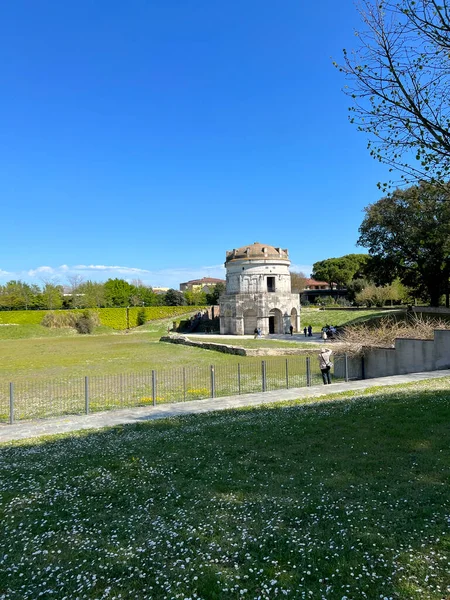 Mausoleum Van Theodoric Ravenna Zonnige Dag Hoge Kwaliteit Foto — Stockfoto