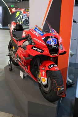 Milano, İtalya - 2021 11: Eicma Milano Bisiklet Fuarı Frank Miller Ducati MotoGp. Yüksek kalite fotoğraf
