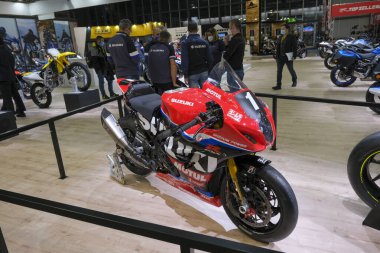 Milano, İtalya - 2021 11: Eicma Milano Bisiklet Fuarı Suzuki Gxr-r 1000 Endurace. Yüksek kalite fotoğraf