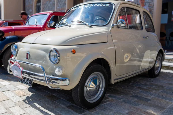 Bibbiano Reggio Emilia Itália 2015 Rali Livre Carros Antigos Praça — Fotografia de Stock