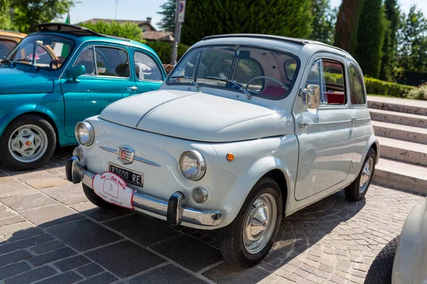 Bibbiano Reggio Emilia Itália 2015 Rali Livre Carros Antigos Praça — Fotografia de Stock