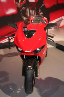 Milano, İtalya - 2021 11 27: Eicma Milano Bisiklet Fuarı Ducati Desmo Sedici. Yüksek kalite fotoğraf